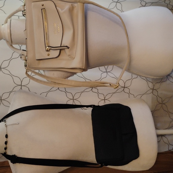 Purse Bundle - Picture 8 of 16